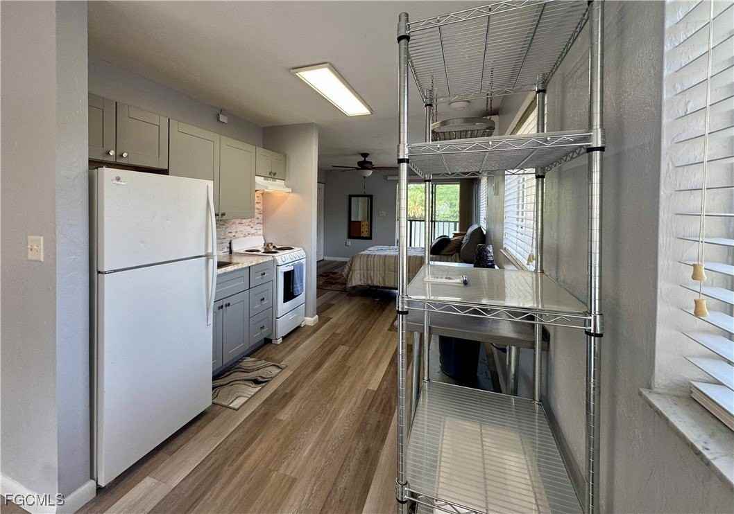 8061 Country Rd Unit 202 #202 - Photo 5 of 16