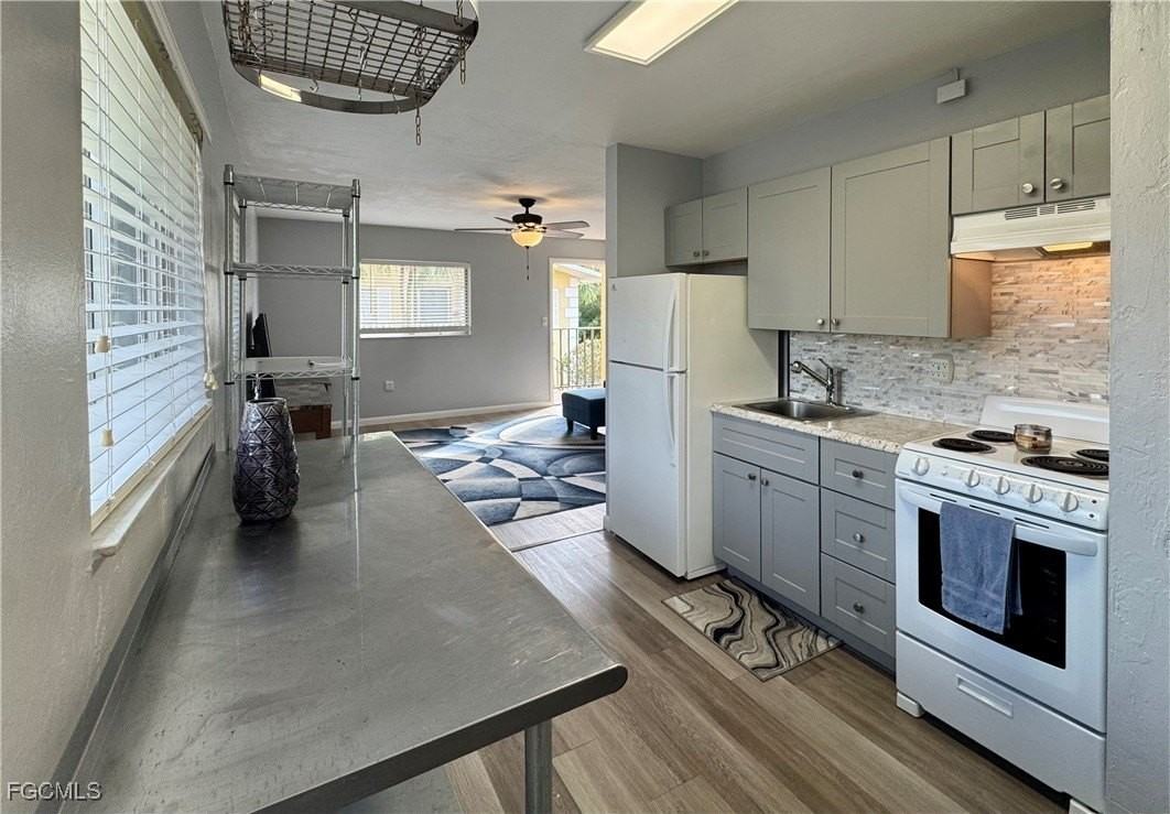 8061 Country Rd Unit 202 #202 - Photo 7 of 16