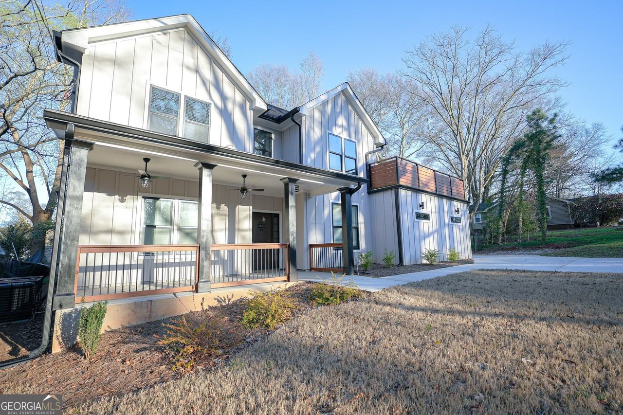 1452 Lockwood Drive Southwest - Photo 5 of 46