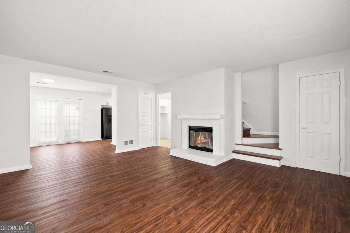 151 Old Ferry Way - Photo 5 of 29