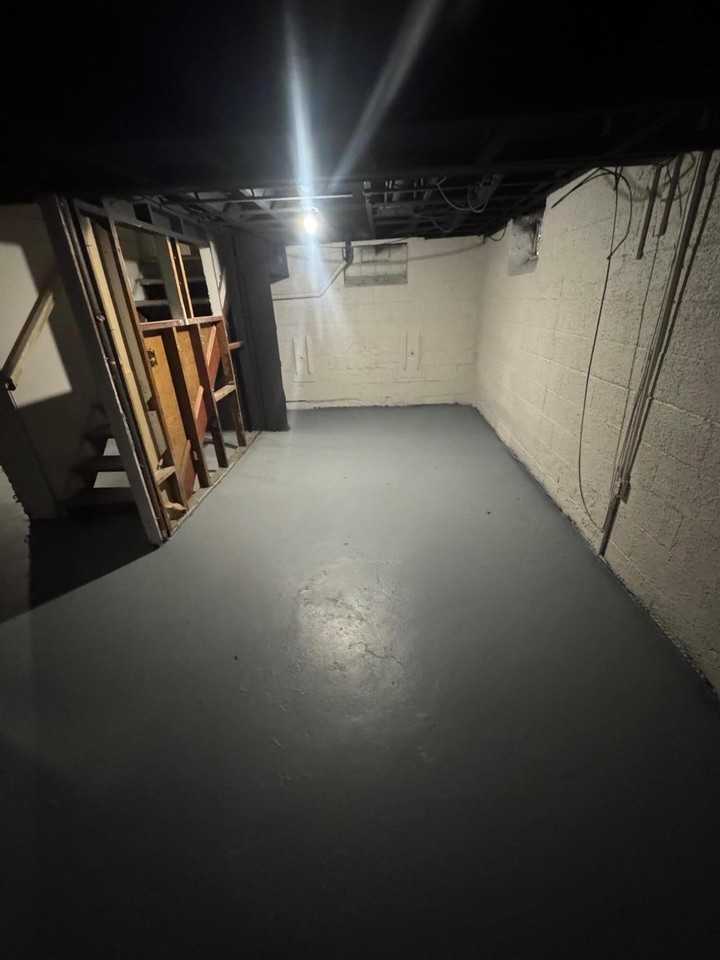 8900 Artesian St - Photo 7 of 7