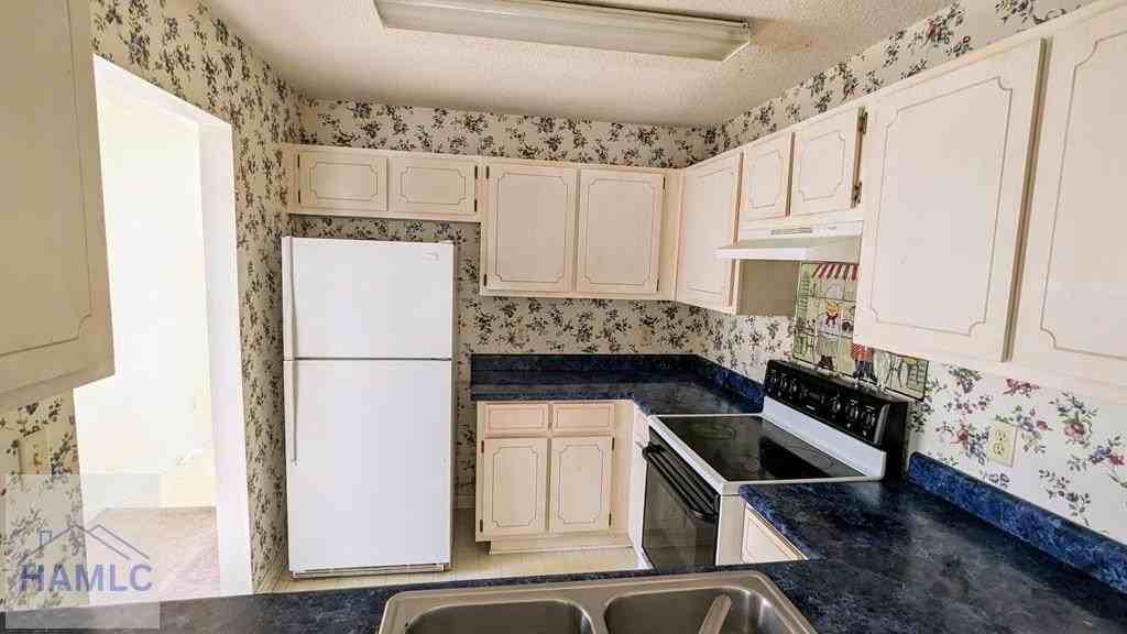 230 Magnolia Plantation Ct - Photo 4 of 8