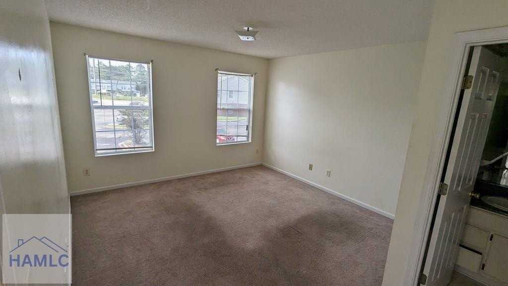 230 Magnolia Plantation Ct - Photo 7 of 8