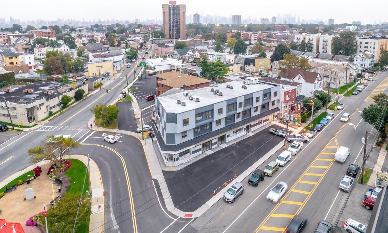 44 Bergen Blvd #2 - Photo 2 of 2