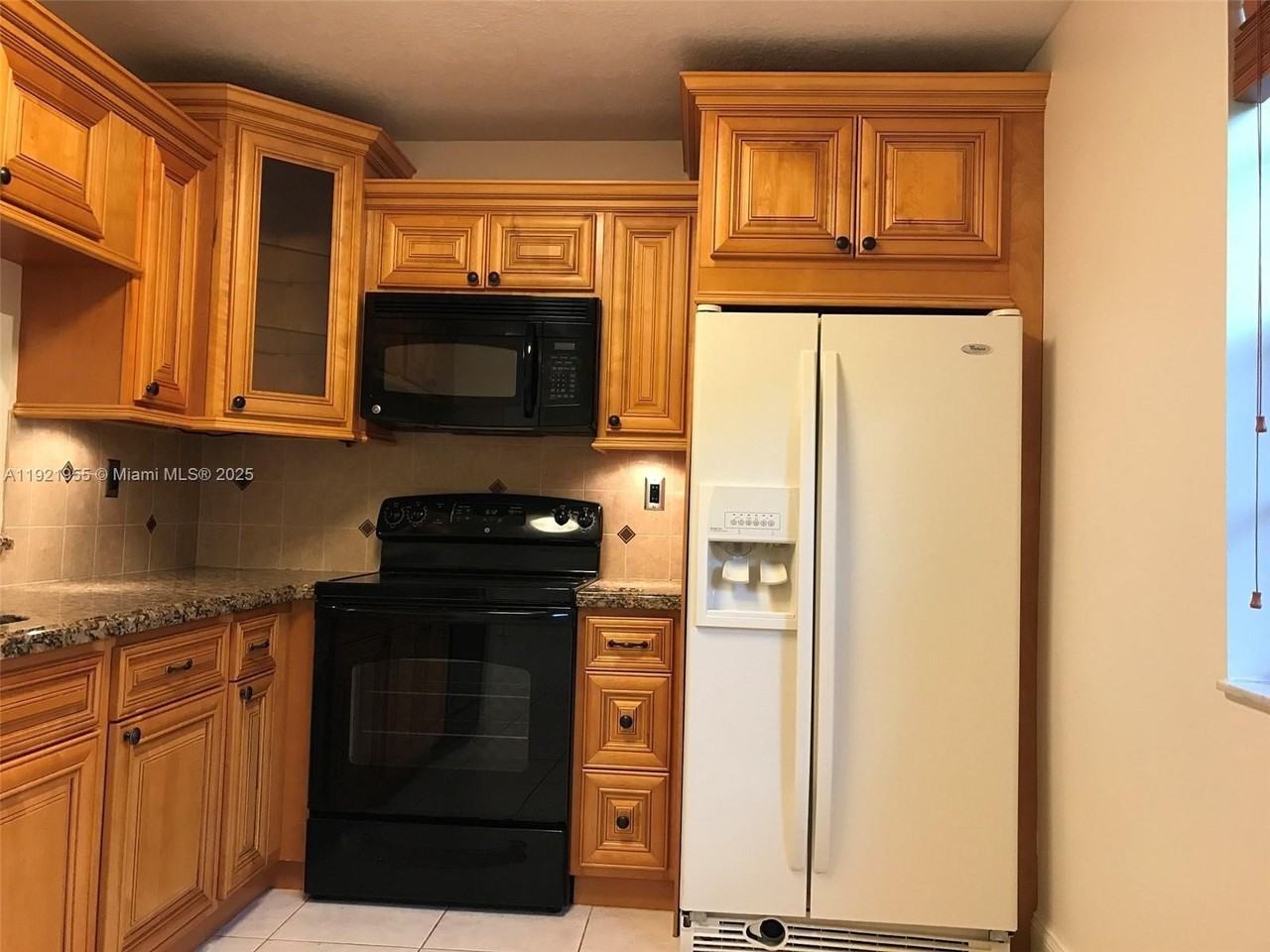 3564 Magellan Cir #214-1 - Photo 7 of 17