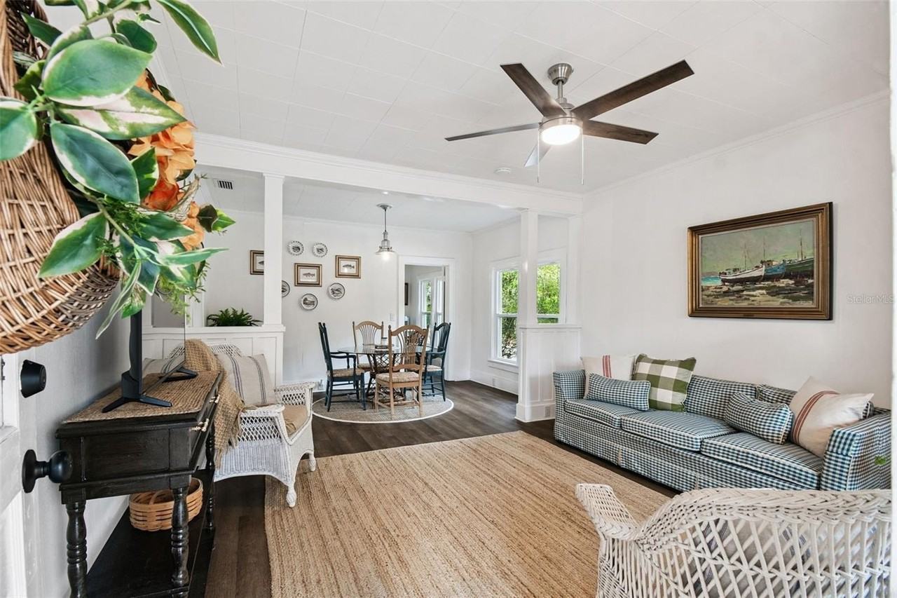 459 Bell Ave - Photo 6 of 36