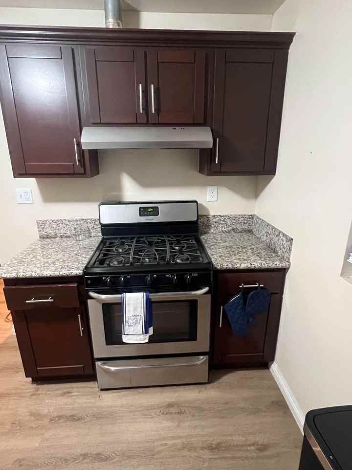 S Broadway - Photo 3 of 29