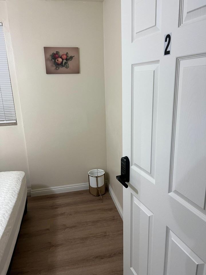 S Broadway - Photo 7 of 9