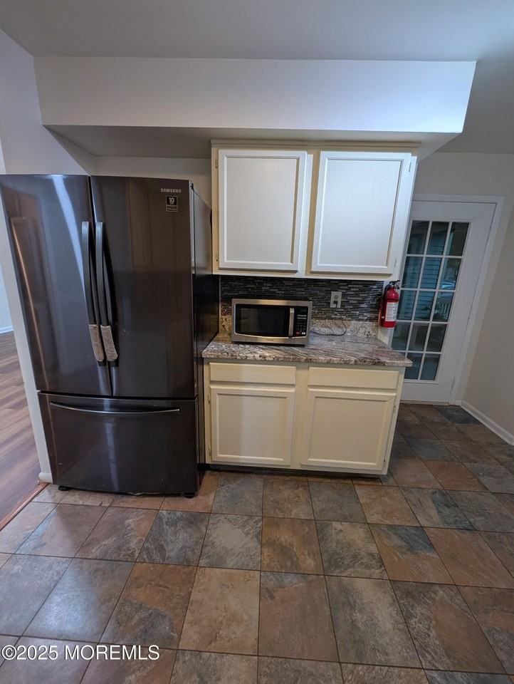 110 110 Biscayne Court unit: 1 #1 - Photo 7 of 19