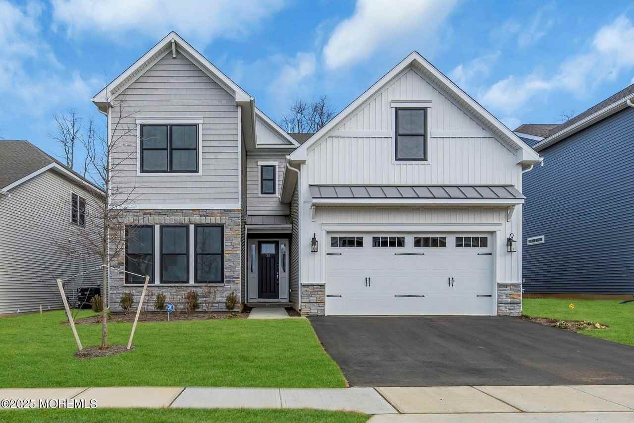 53 Freesia Dr - Photo 3 of 50