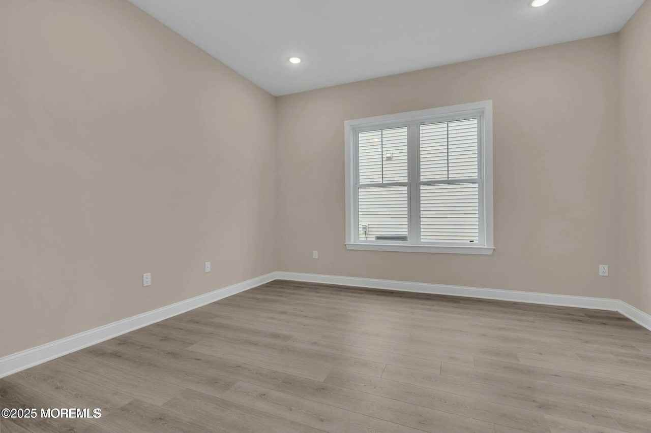 53 Freesia Dr - Photo 6 of 50