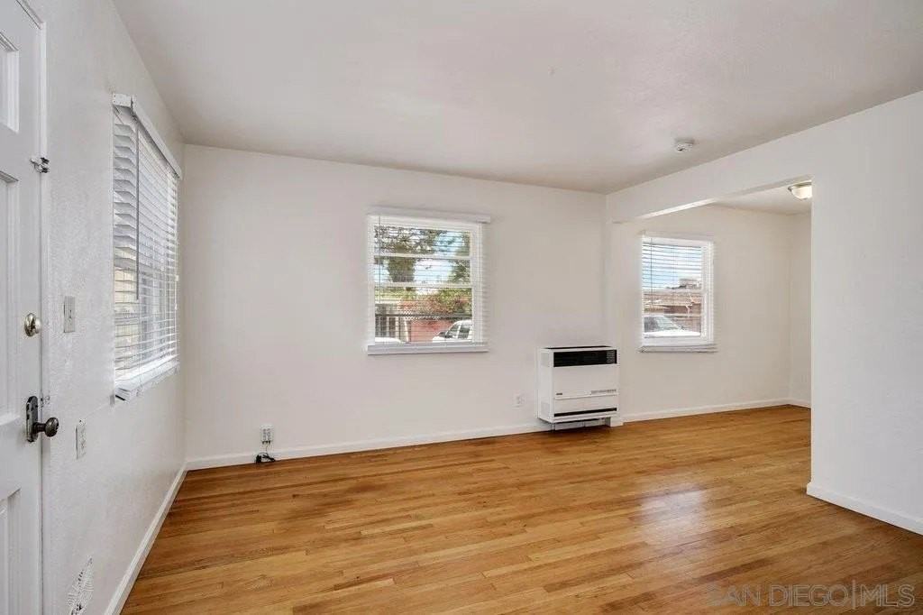 4515 Wilson Ave - Photo 3 of 19