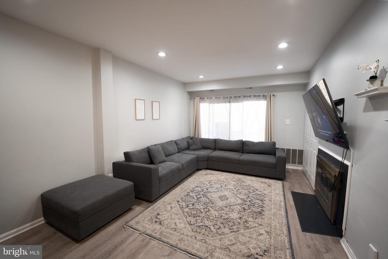 15 Pickering Court #15-02 - Photo 2 of 17