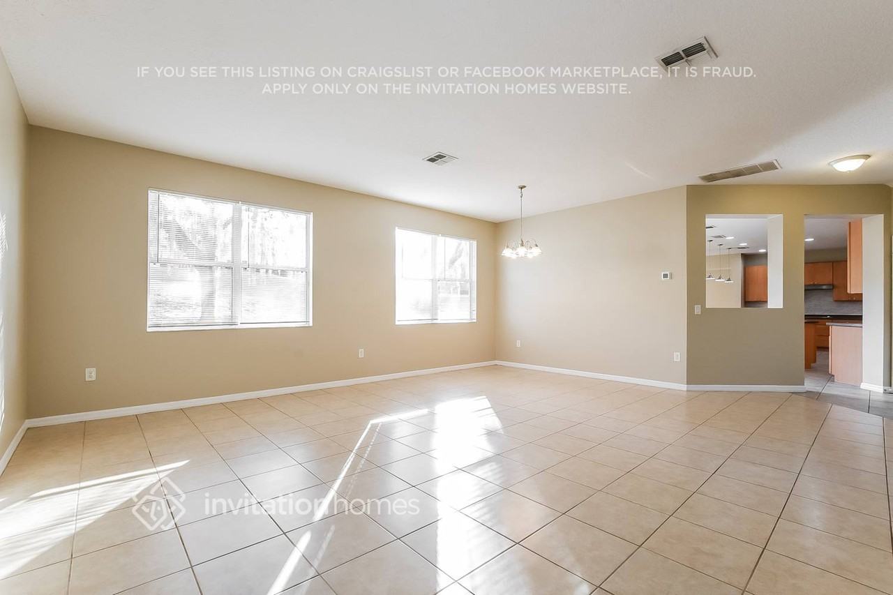 2526 Sugarsand Court - Photo 4 of 18