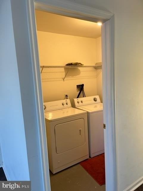 1032 Moore Rd - Photo 5 of 35