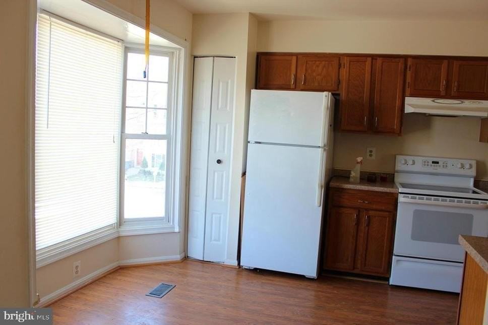 10503 Oronoco Lane - Photo 2 of 10