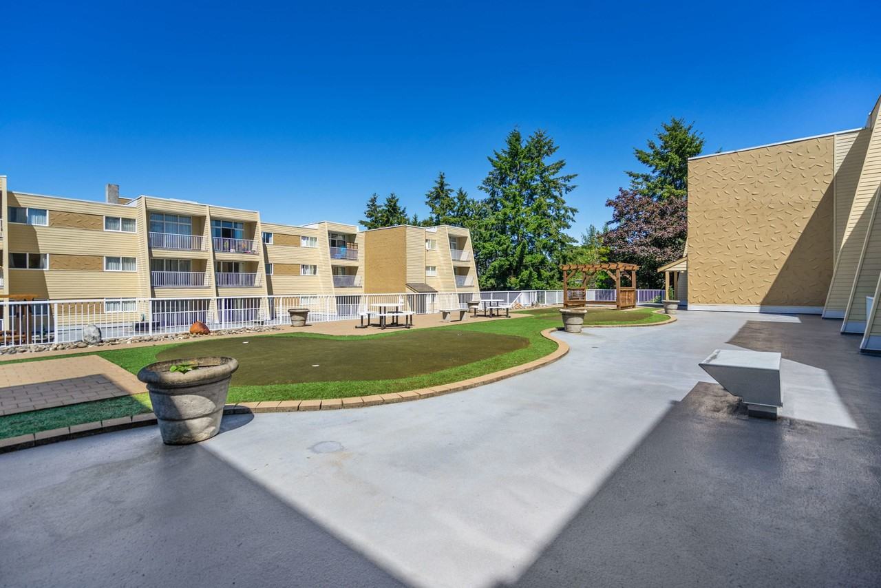 5545 15B Avenue #210 - Photo 5 of 12