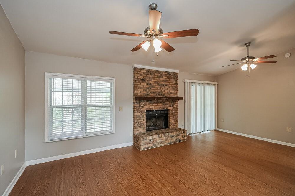 3709 Foxcroft Rd - Photo 3 of 16
