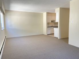 Elliot Manor - Photo 1 of 1