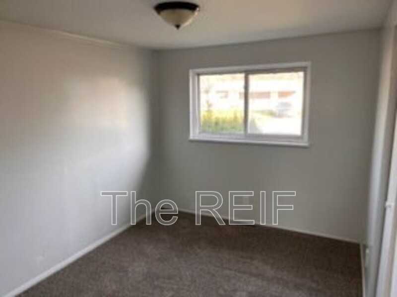 6223 Cypress Dr - Photo 6 of 15