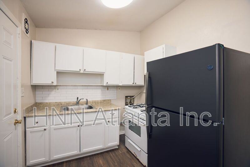 2157 Lenox Rd Ne #C7 - Photo 2 of 12