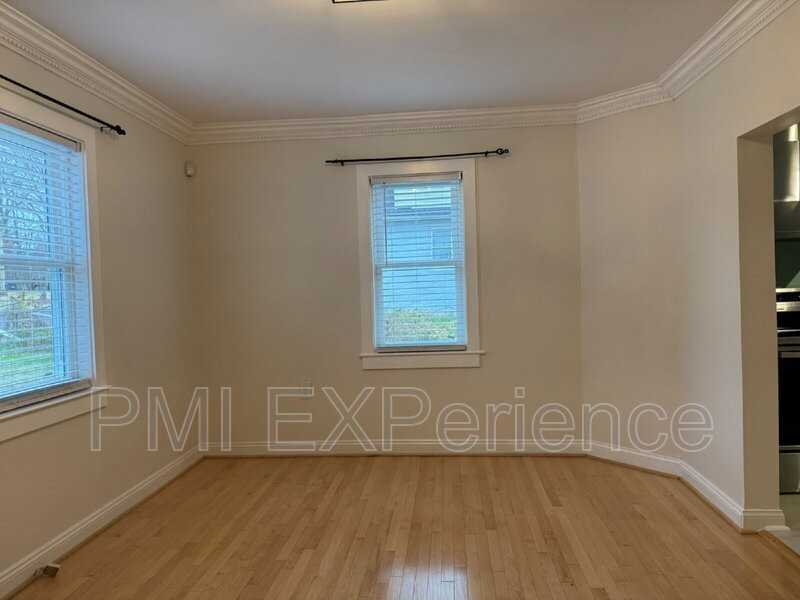 8203 Comet Dr - Photo 5 of 27