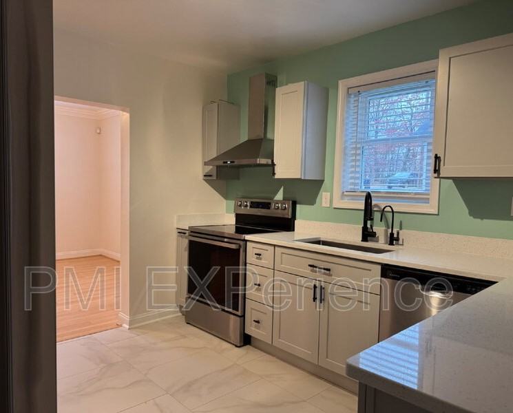 8203 Comet Dr - Photo 7 of 27