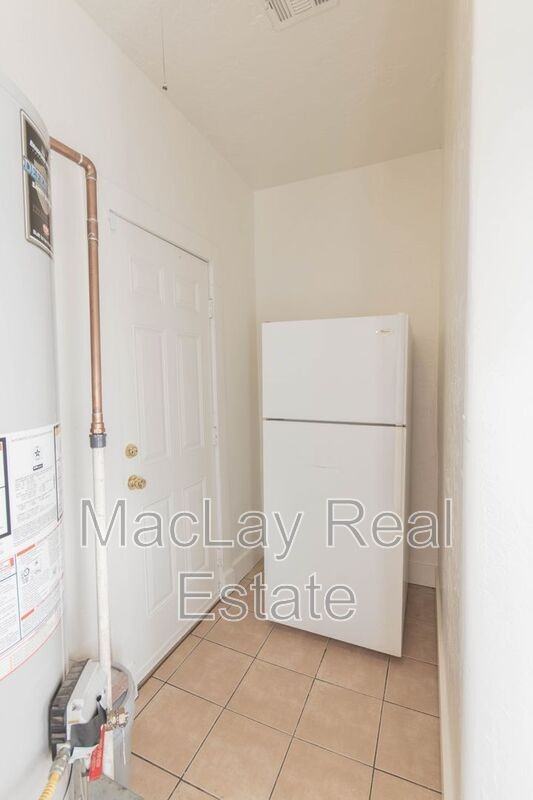 2032 West Adams Street #3 - Photo 6 of 10