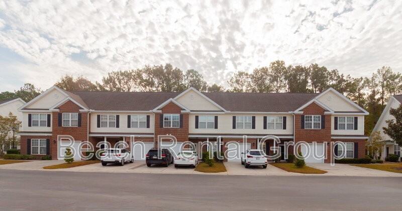 211 Connemara Drive #4E