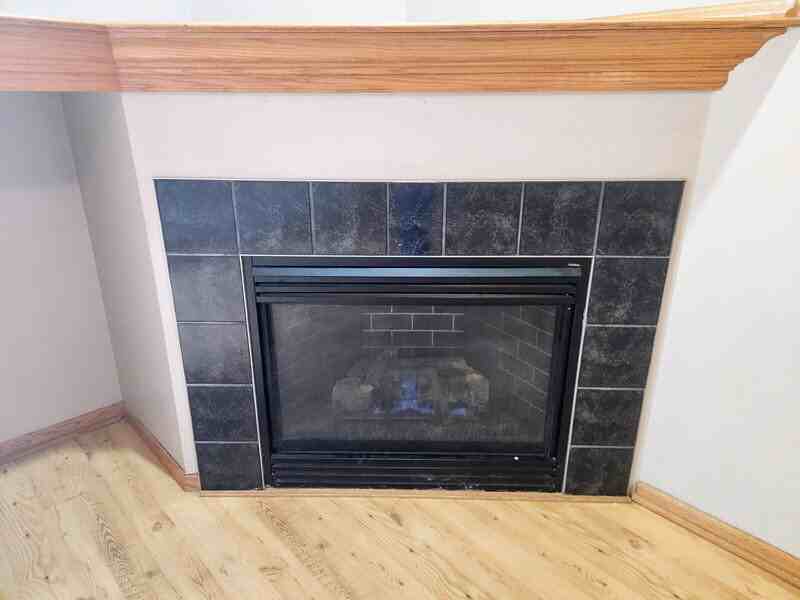 1320 Se Florence Dr #11 - Photo 6 of 25