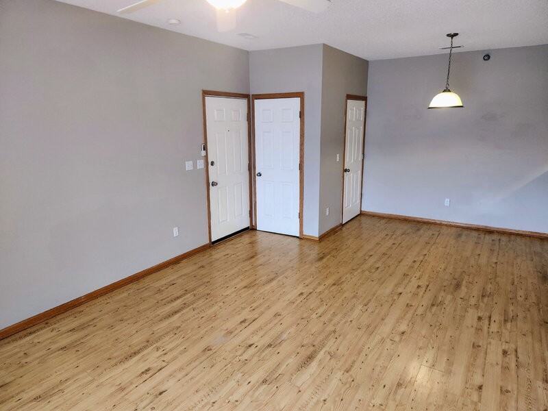 1320 Se Florence Dr #11 - Photo 7 of 25