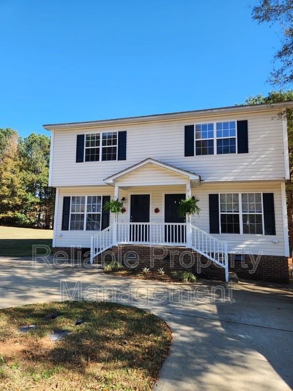 139 Park Place Dr - Photo 2 of 28