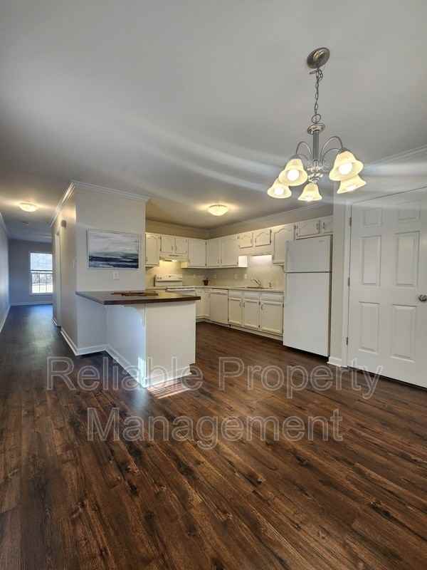 139 Park Place Dr - Photo 6 of 28