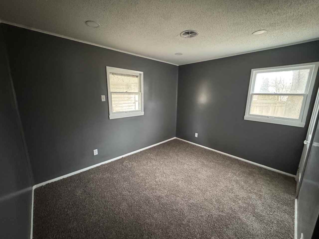 681 S Farnham St - Photo 5 of 6