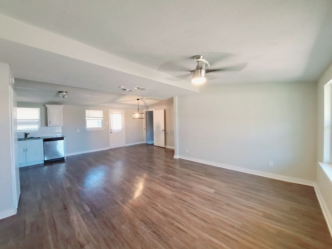 6500 Flamingo Road - Photo 5 of 23