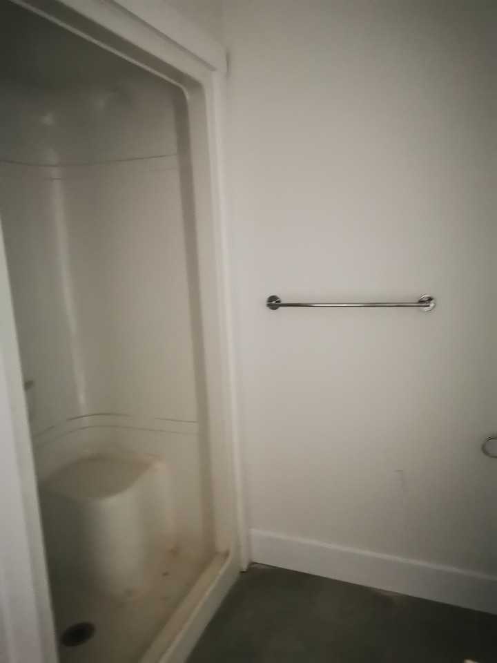 330 Broad Street - Photo 5 of 8