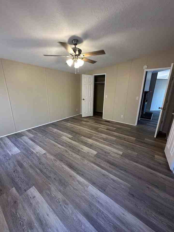 290 Green Oak Rd - Photo 5 of 26
