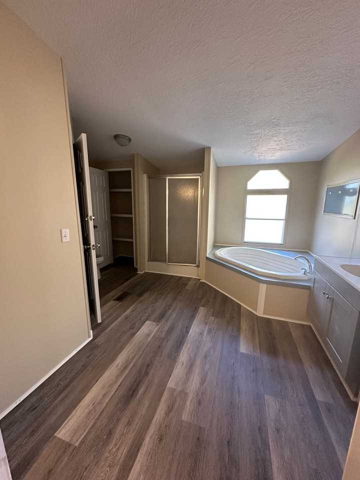 290 Green Oak Rd - Photo 6 of 26
