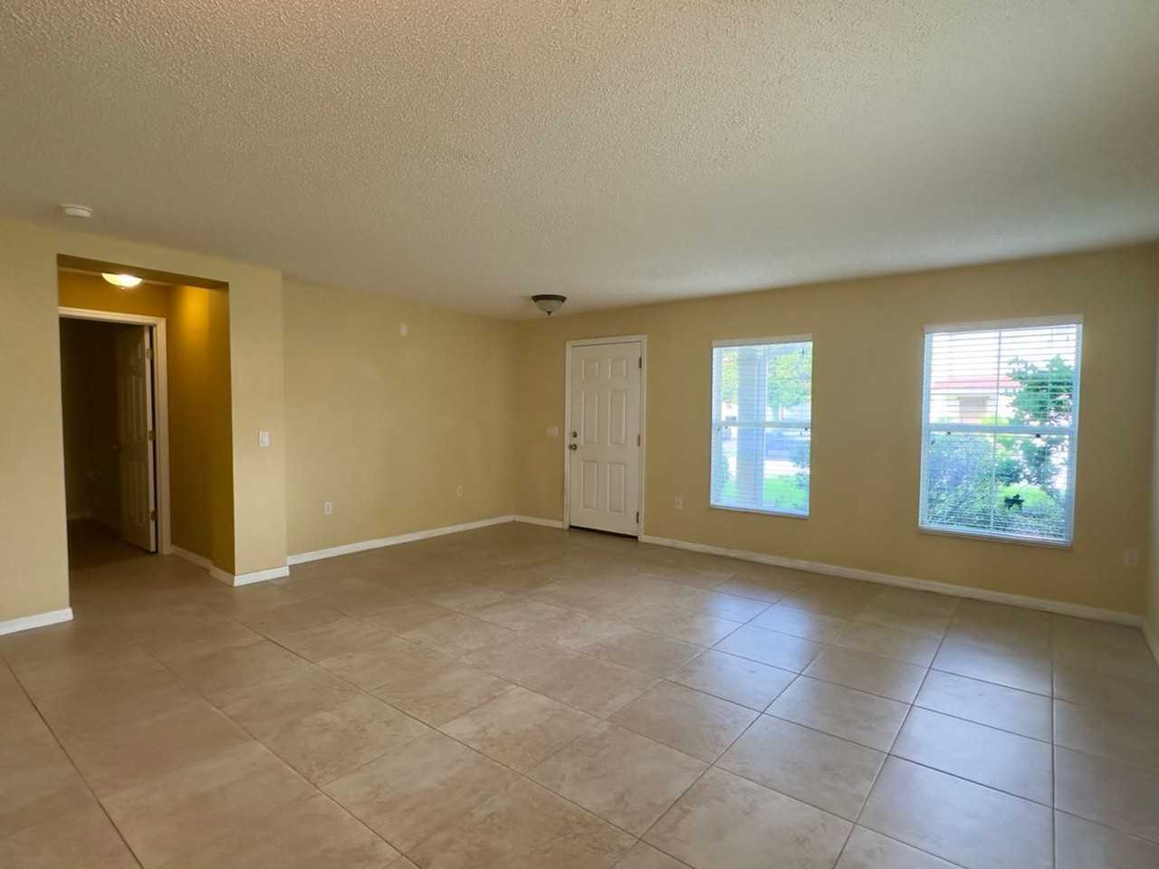 256 Canna Dr - Photo 5 of 32