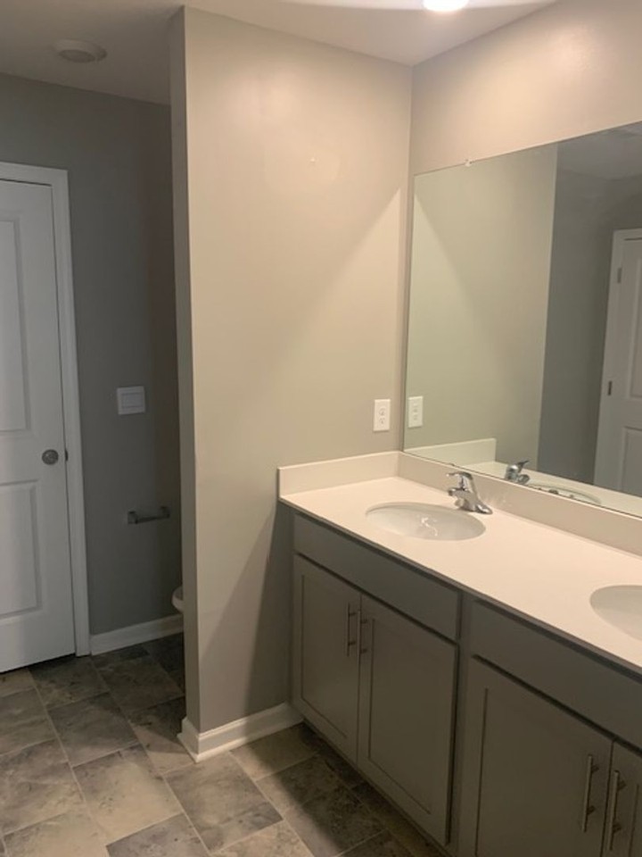 1429 Bella Grace Ct - Photo 2 of 13