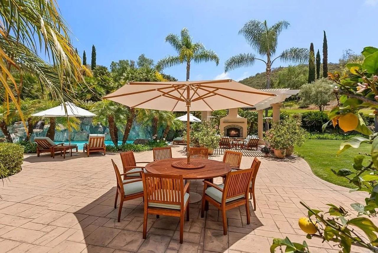 6369 Clubhouse Drive - Photo 2 of 29