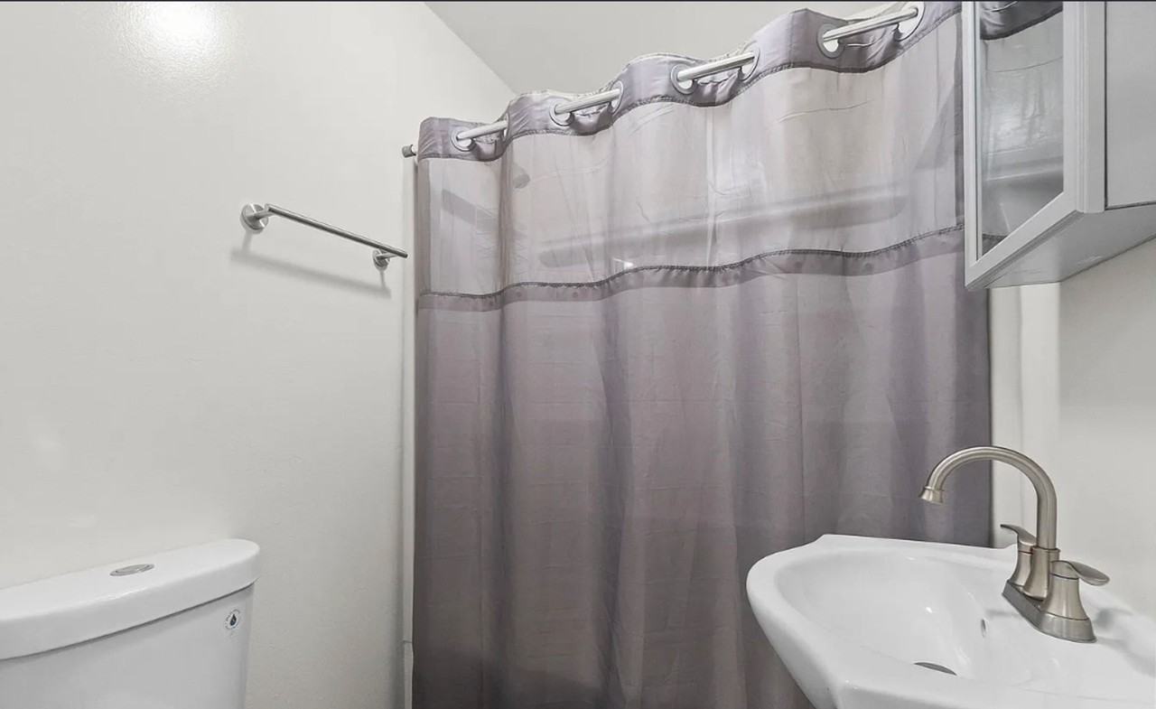 1628 Dumesnil St - Photo 5 of 9