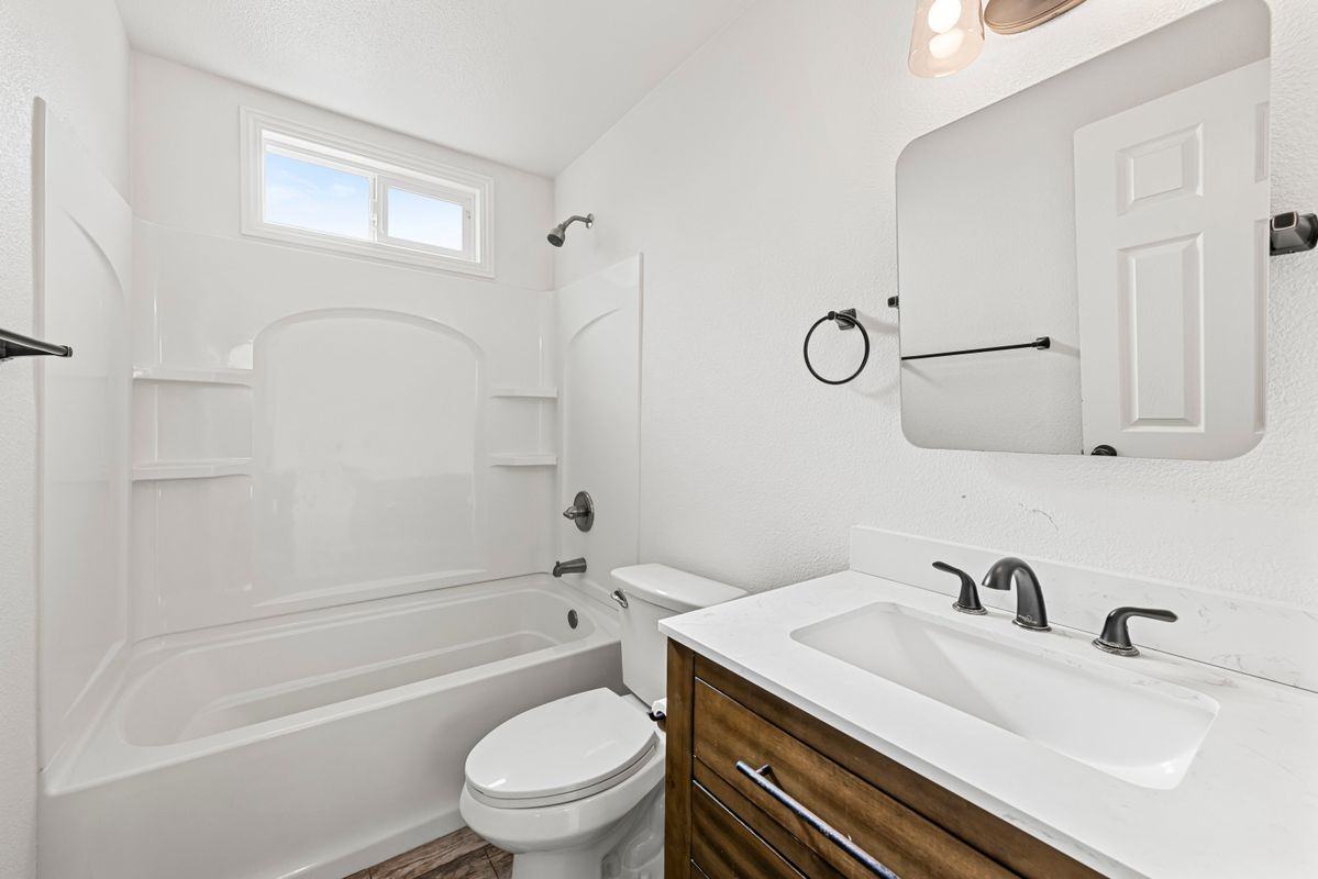 7085 Valley Forge Drive - Photo 3 of 29