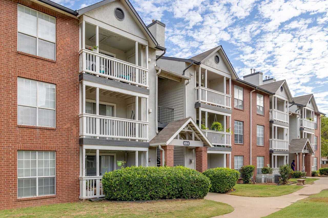 Parc 1010 - Photo 7 of 40