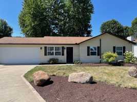 featured image of 39009 Chestnut Ridge Road