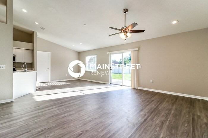 7960 Kaitlin Cir - Photo 5 of 16