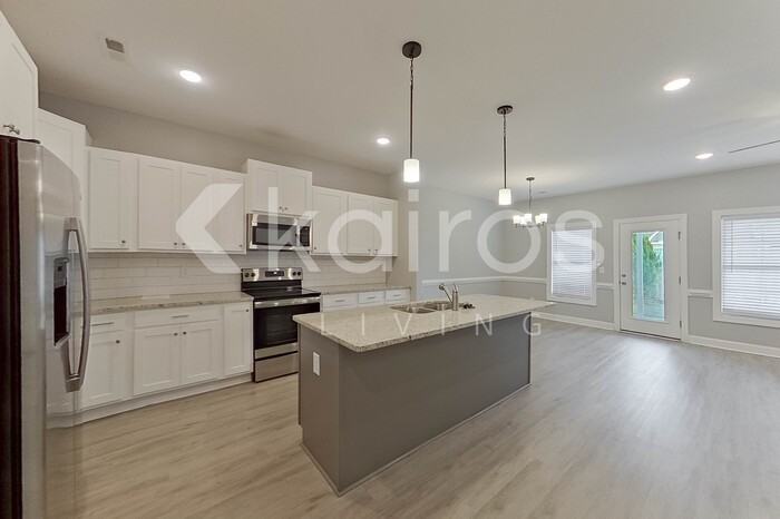 3709 Oak Leaf Way #C - Photo 7 of 33