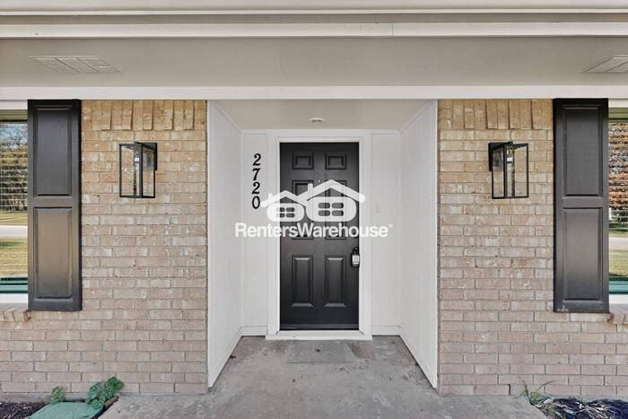 2720 Glen Forest Lane - Photo 5 of 42