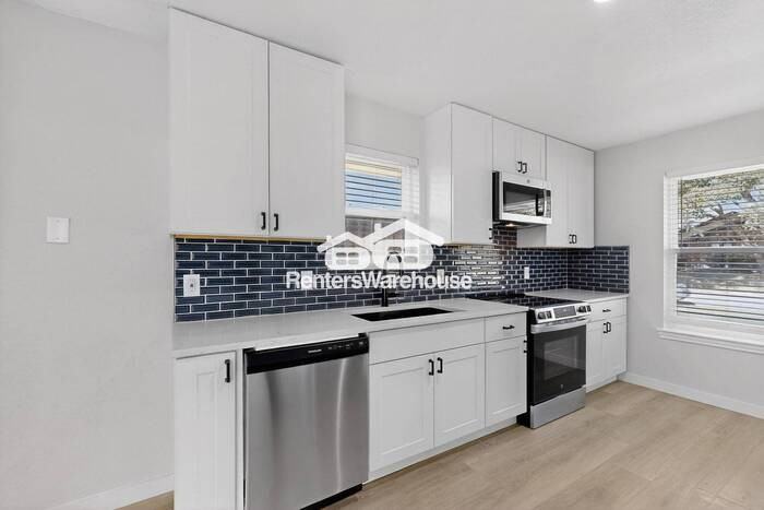 2720 Glen Forest Ln - Photo 5 of 39