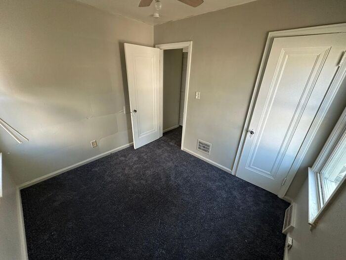 19131 Kenosha St - Photo 5 of 9